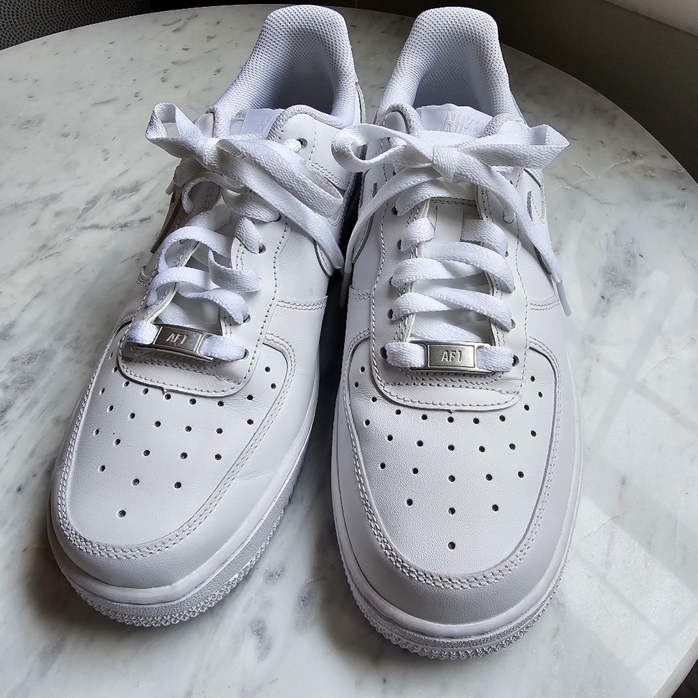 Nike White Airforce 1 Sneakers | Size 7.5